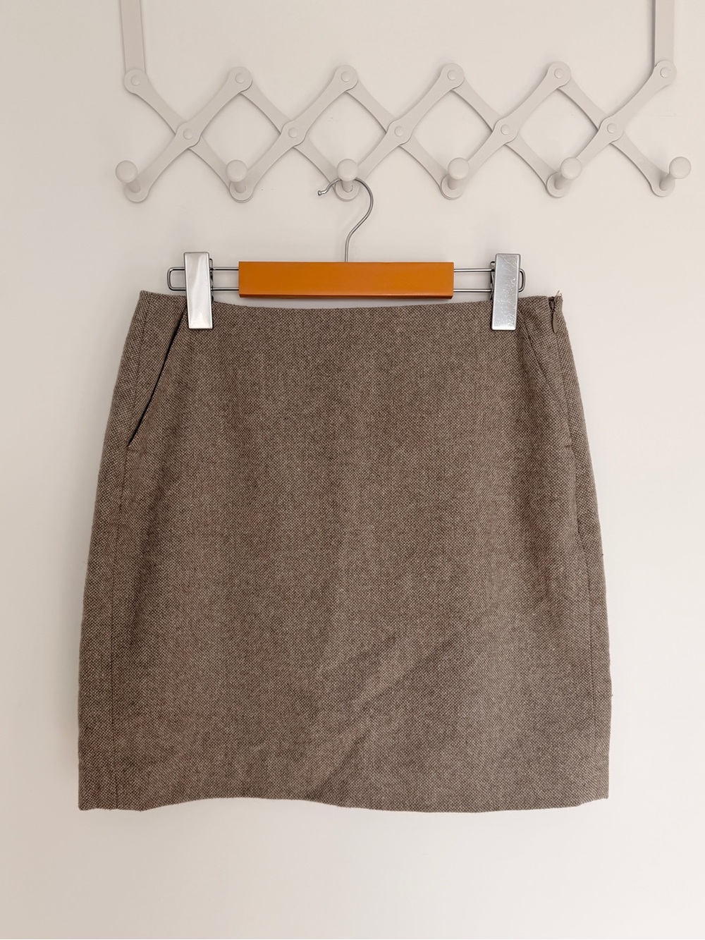 Banana Republic Taupe Tweed Pencil Mini Skirt
